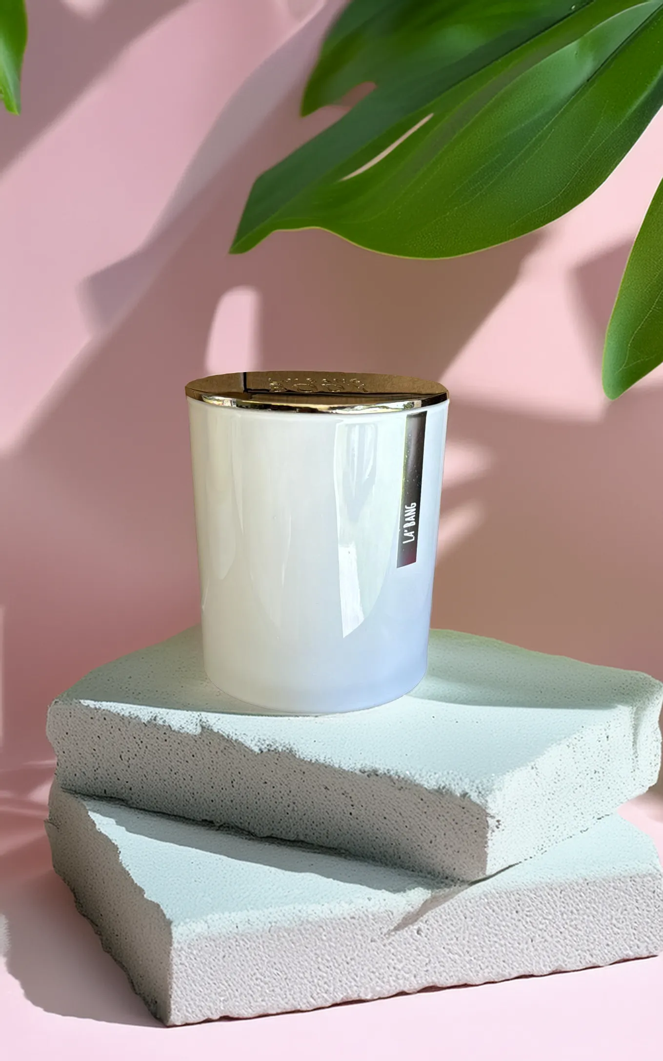 Limited edition Wooden wick Candle - Brazilian  crush