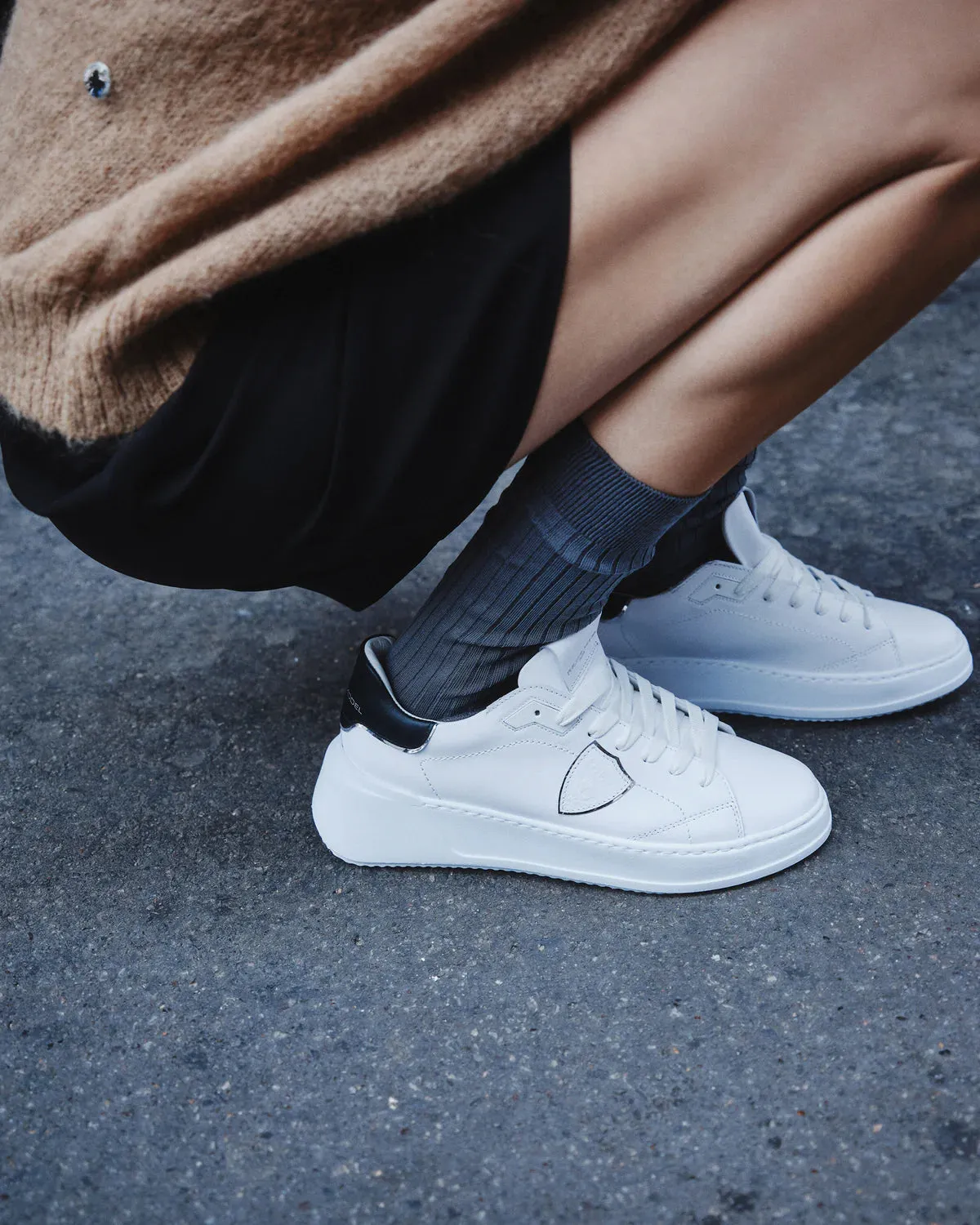 Philippe Model Tres Temple Low-Top Sneakers - White/Black